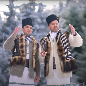 Mare-I Bucuria, S-a Nascut Mesia