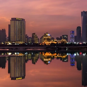 满目星辰皆是你