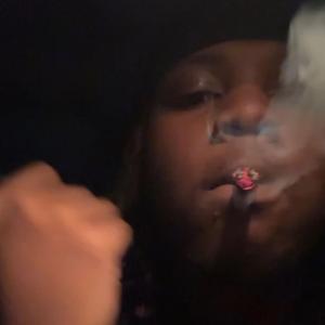 FREE CBREEZY FCK DISTROO (feat. Jmůnna, skino, xosamyyy & Yeshayahu)