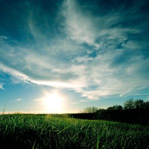 我们的爱情 伴奏