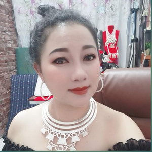 ນ້ອງຍອມຫຼີກທາງ