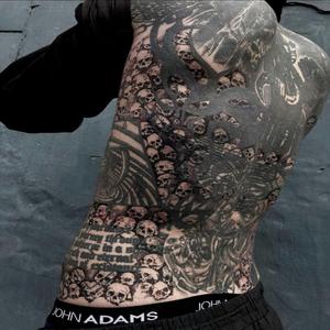 SUICIDA