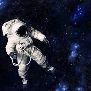 宇航员
