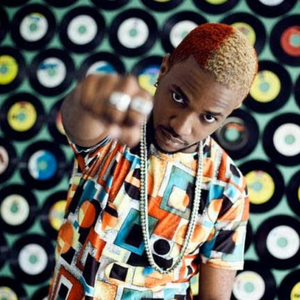 Hot Gyal Fi Broad Out