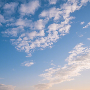 长天净扫暮云空