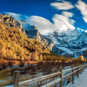 洒脱一生在故地