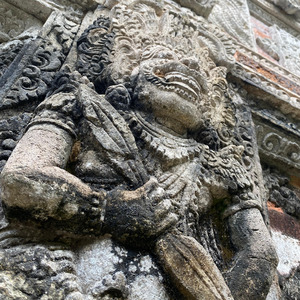 LEGONG MAHA SARASWATI