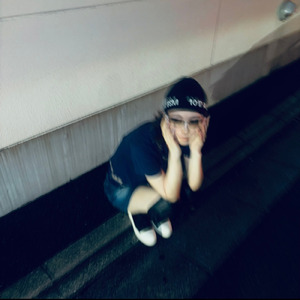 背景、最初で最後の愛を