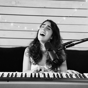 יש סיבה (Live)