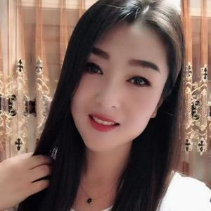 我是一朵受伤的玫瑰 (胡海荣)