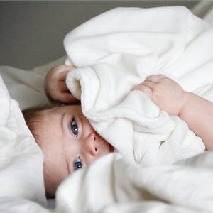 Rock a bye baby (feat. Baby Nursery Rhymes) (nursery rhyme)