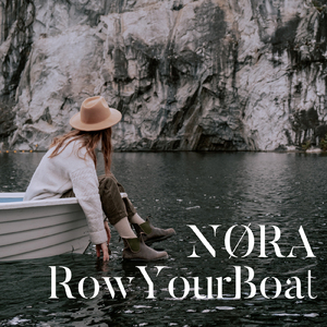 ボートを漕いで