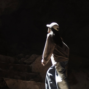 你那边下雨，我这里天晴多余