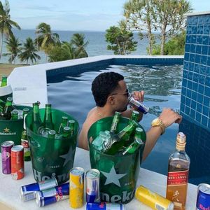 BEAT CARA DA LUVA DE PEDREIRO