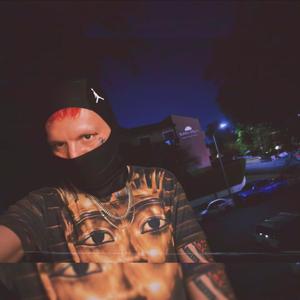 all blvck everythvng