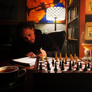 Higher States (feat. Che Noir)