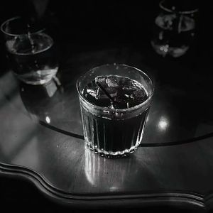 晴空漫步 Walking in the Clear Sky