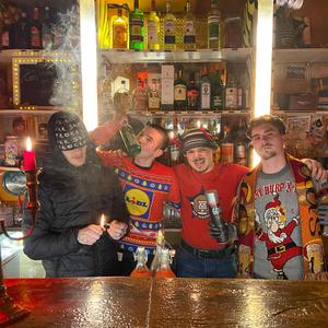 Eine Tasse Glühwein (feat. Bierik44, Osti & Hausi)