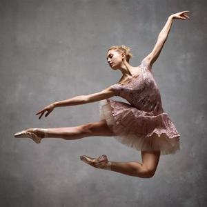 你眸中有一个宇宙（翻自 池年）