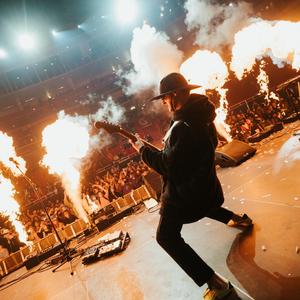 XXXXXXXL (Live @ Maata Näkyvissä 2021)