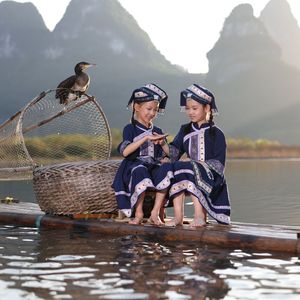 岁岁同行