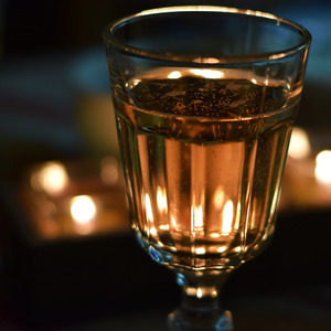 月の影に揺れて