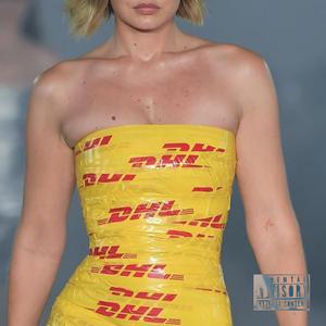 DHL