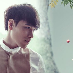 我想要天上的月亮和地上的霜