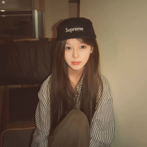 爱是最没用的字