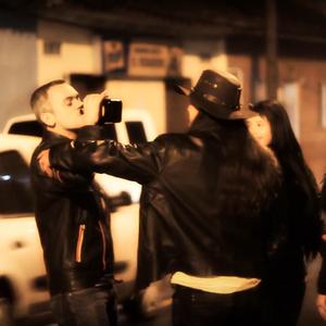 A millas de distancia (feat. Steven Marín)