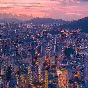 爱上你只是我的错