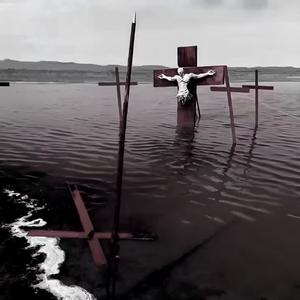 泪是透明的血液