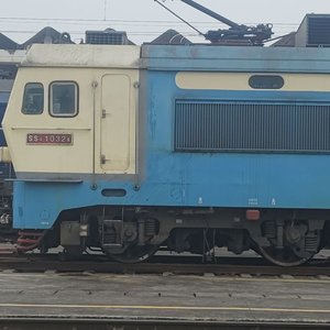 走过四季不回答