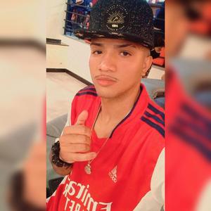 Twitter (feat. Dj Biro)