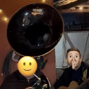 Las Armas De South Gate