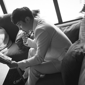 아주 현실적인 이야기 (Inst.)