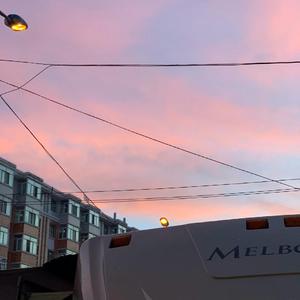 没有人不比我快乐