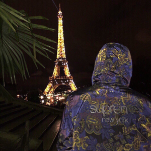 Она похожа на луну