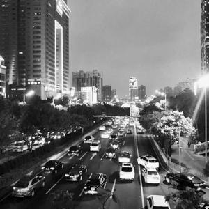 我不愿让你一个人