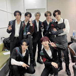 Upper Side Dreamin (Live)