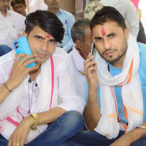 झूठा डॉग दिखाओ