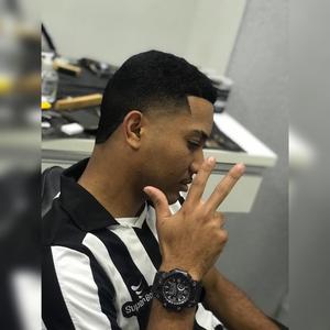 Ta Querendo Hype (feat. Mc Saci, Dj Vitâo & Dj Guzin)