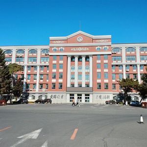 严思诗、和斯文 - 梦回校园