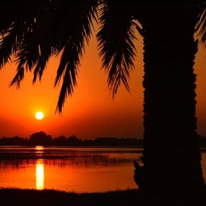 回不去的曾经（背景纯音乐）