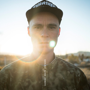 White Feathers (Intro)