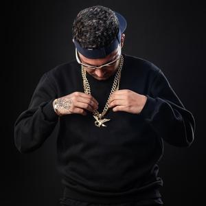 FUMANDO UM FINO DE CANTO ( VERSÃO BH )