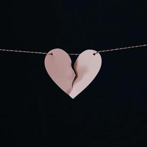 Im Broken (feat. RJ Pasin)