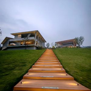 《星云漫游指南》