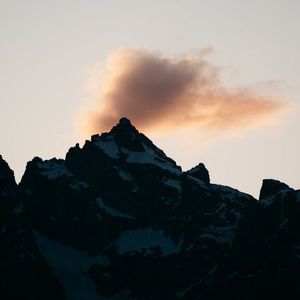 假装了解是怕真相太赤裸裸