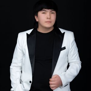 Yultuzumni Ezdayttim(找的星星 ) 伴奏